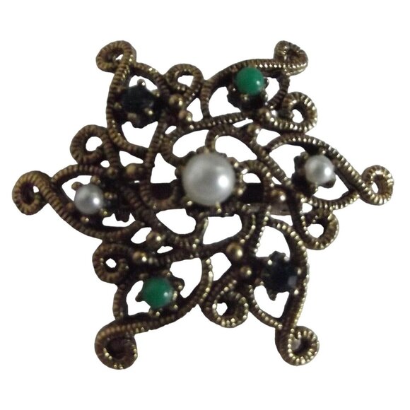 Vintage Brooch Pin Antiqued Gold Tone Hexagon Faux Pearl Green Gemstones 6-Sided - Picture 1 of 4